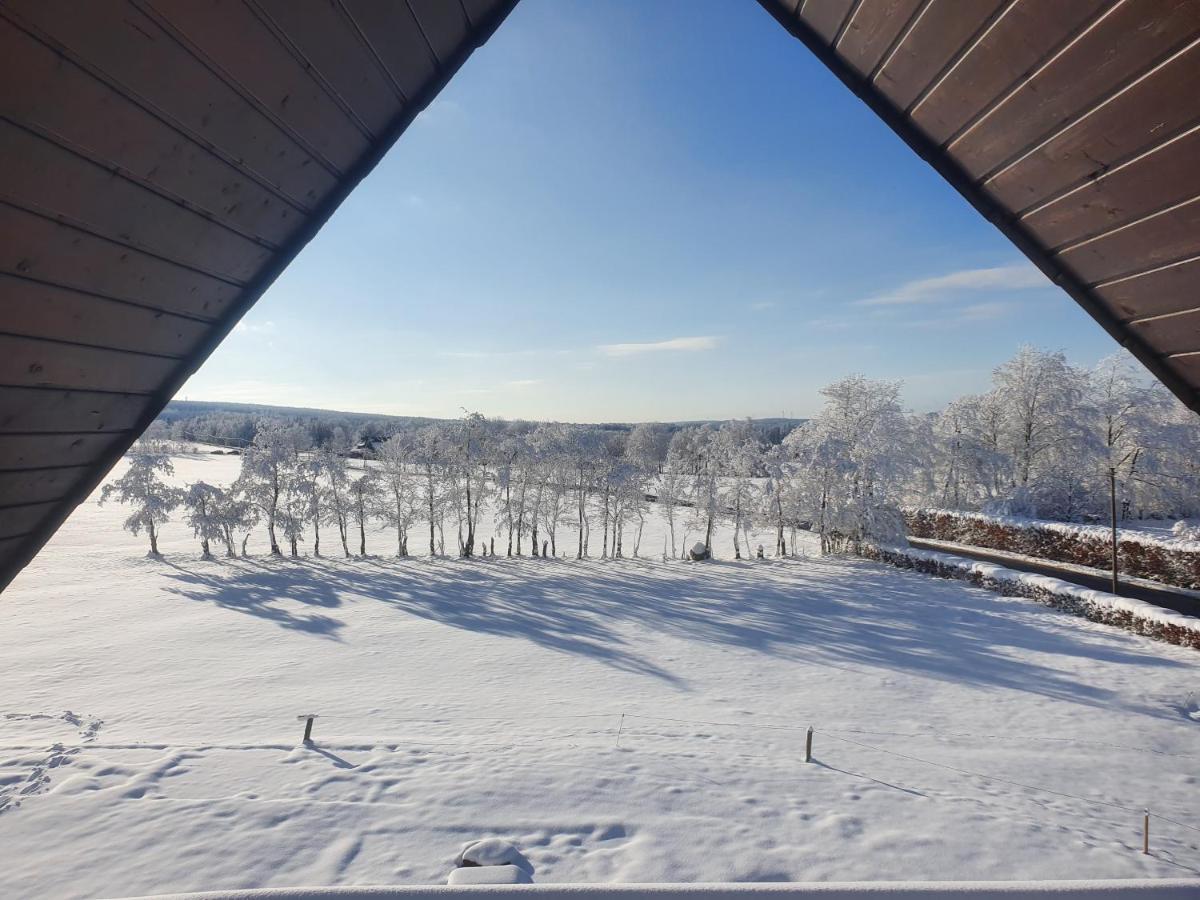 Energetischer Urlaub In Der Eifel Germeter Esterno foto